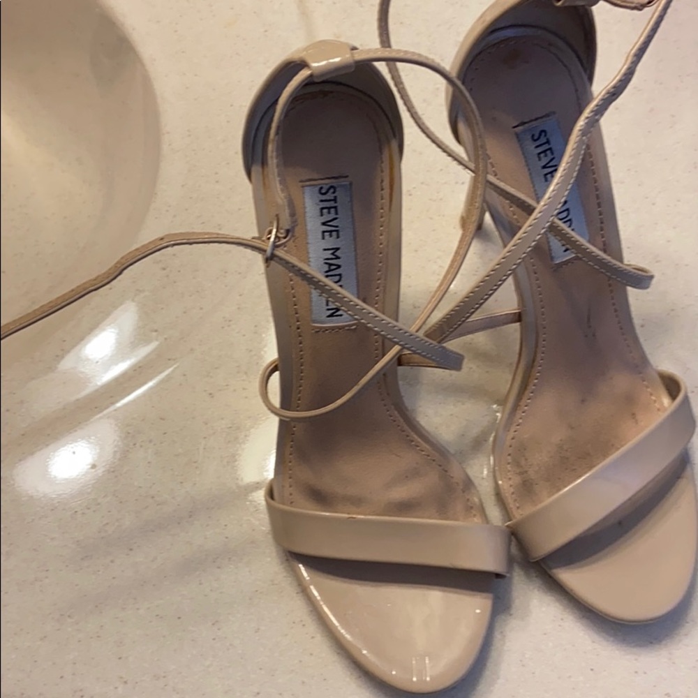 Steve Madden nude heels
